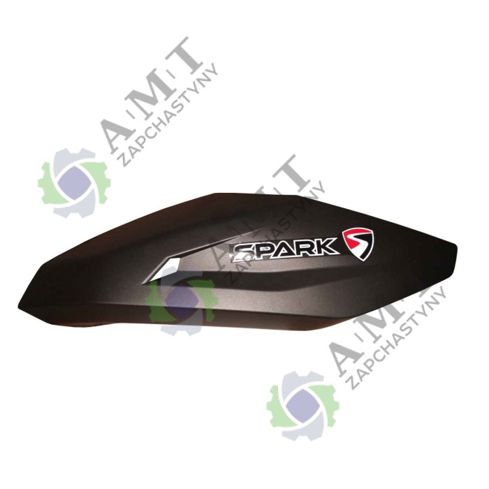 Облицовка топливного бака правая черная SP200R-28