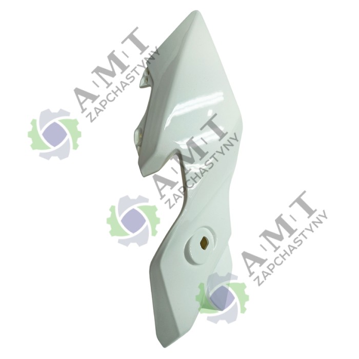 Облицовка фары правая белая SP200R-27