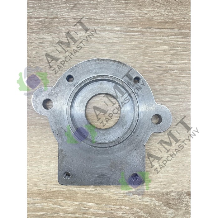 Кронштейн крепления насоса шестеренчатого КМ385BT