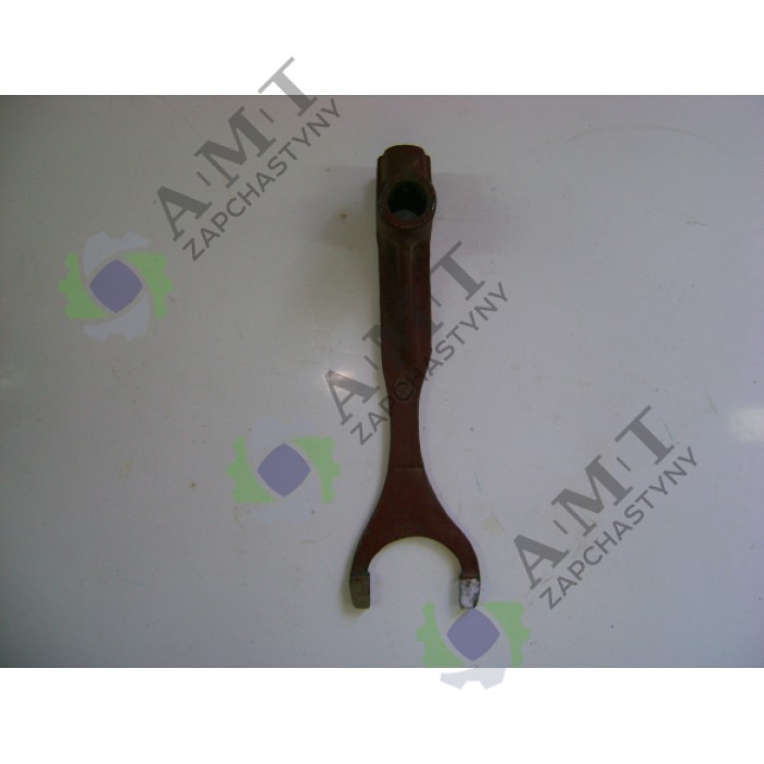 Вилка КПП большая 12.37.107 TS12B