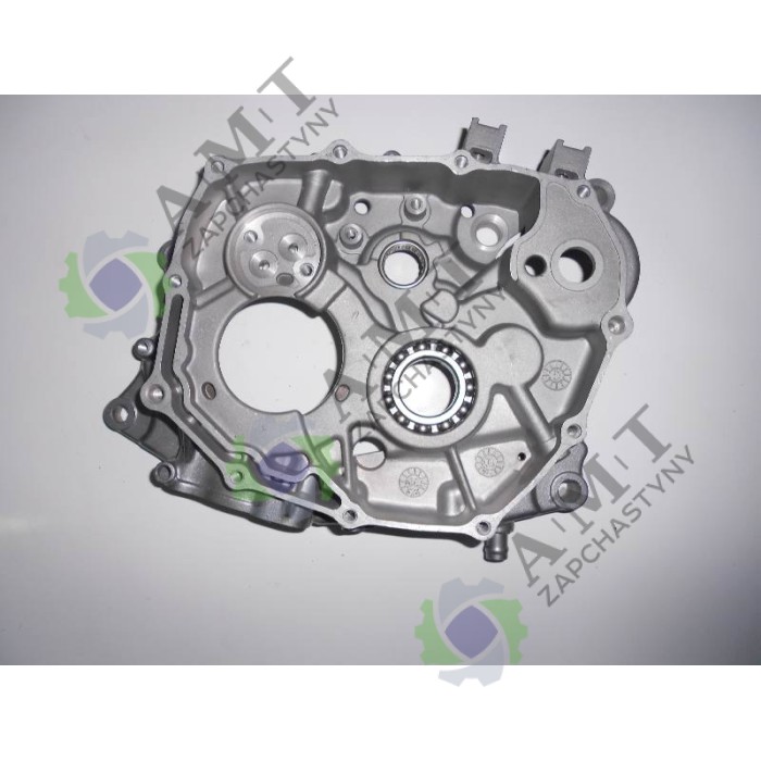 Картер двигателя правый FT150ZH