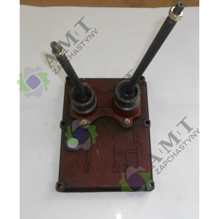 Крышка КПП с рычагами в сборе JM404