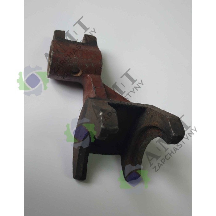 Вилка 1-й и задней передачи JM404